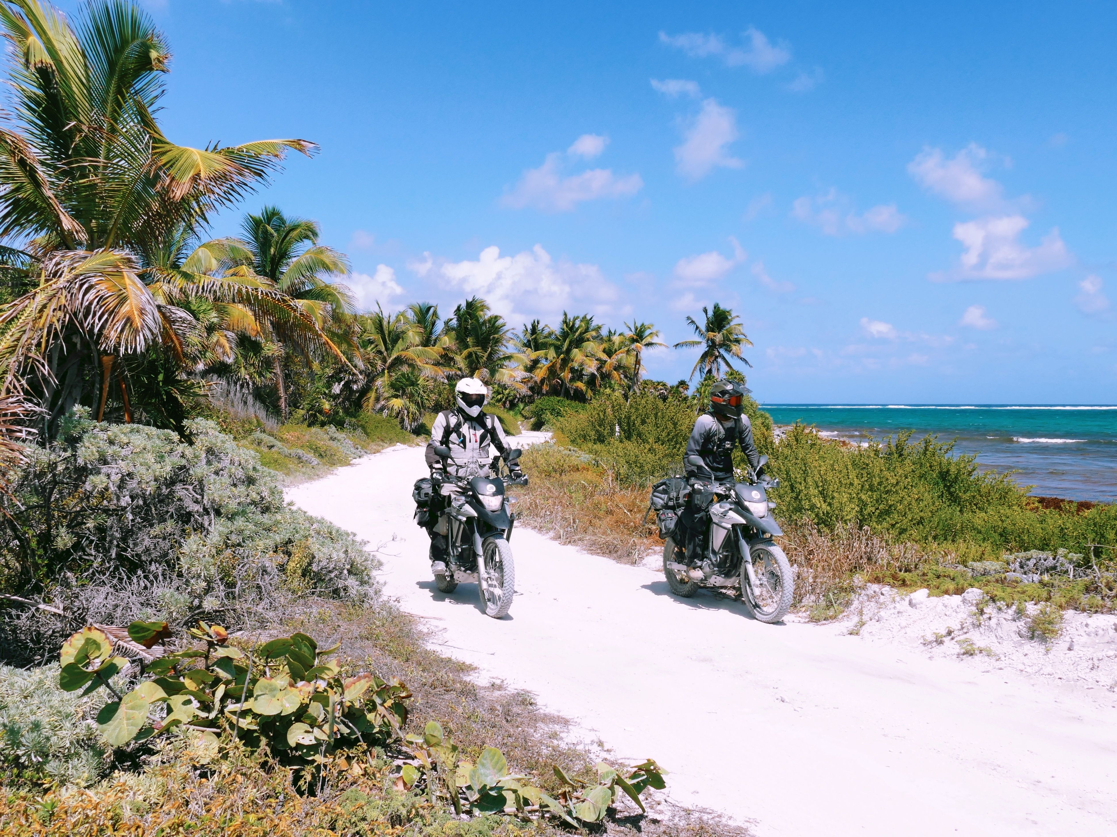 motorradtour-mexico-strand.jpg